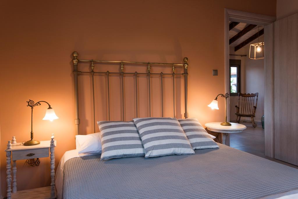 Rea'S Sea House Villa Kato Galatas Eksteriør billede